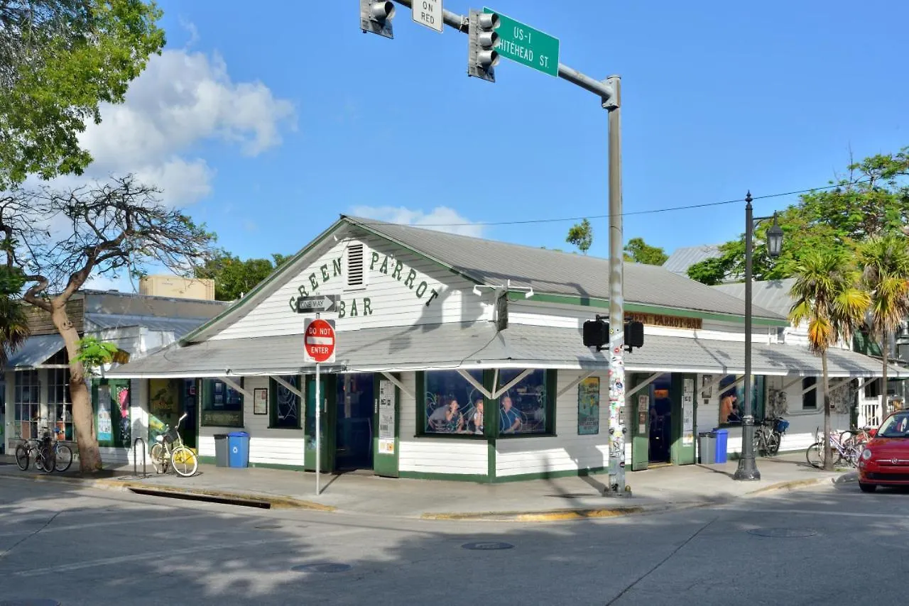 Key West Cockadoodle Cottage On Duval